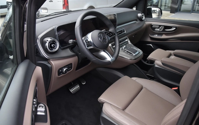 Mercedes-Benz Klasa V cena 509835 przebieg: 10, rok produkcji 2024 z Sandomierz małe 121